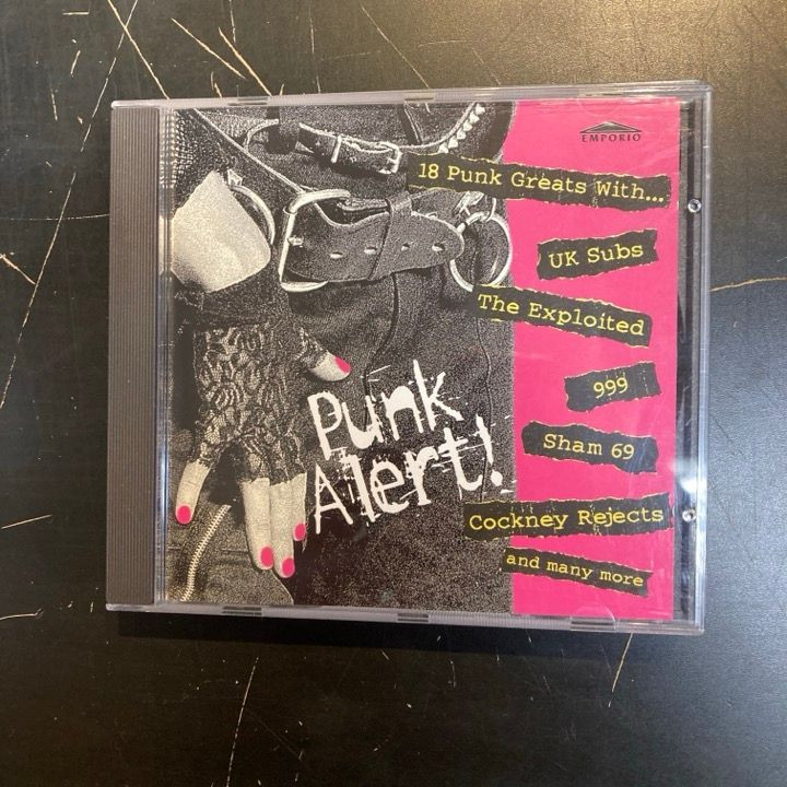 V/A - Punk Alert! CD (VG+/VG+)